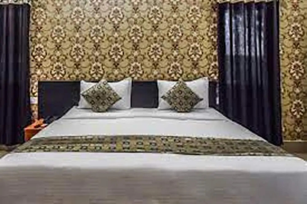 Hotel 24 Carrat