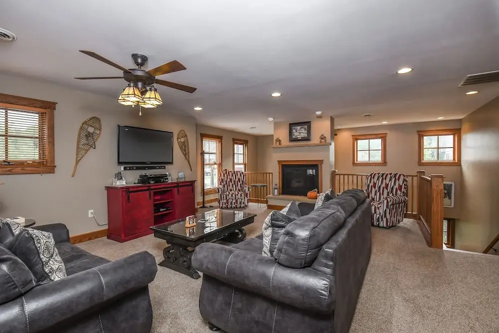 Just Relax 4 Bedroom House