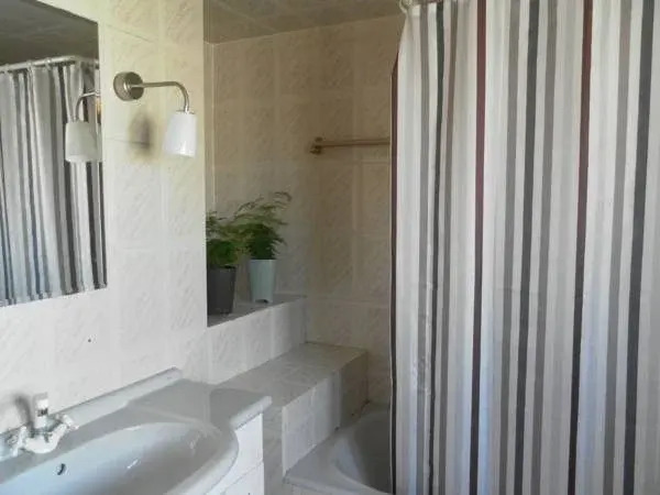 Lemon Tree Hostel