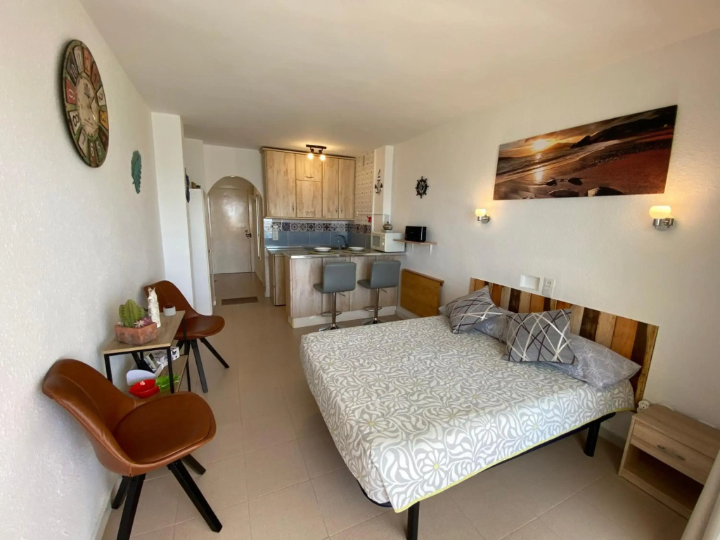 Stylish Fuengirola Studio with Panoramic Sea View
