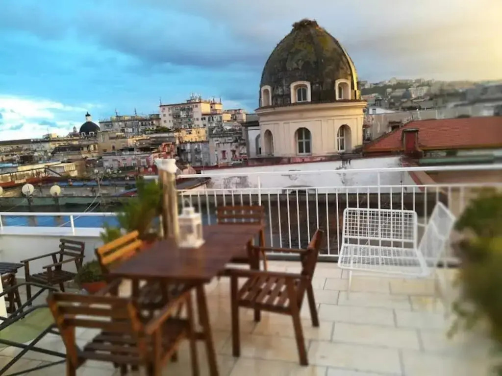 Taste of Naples with terrace