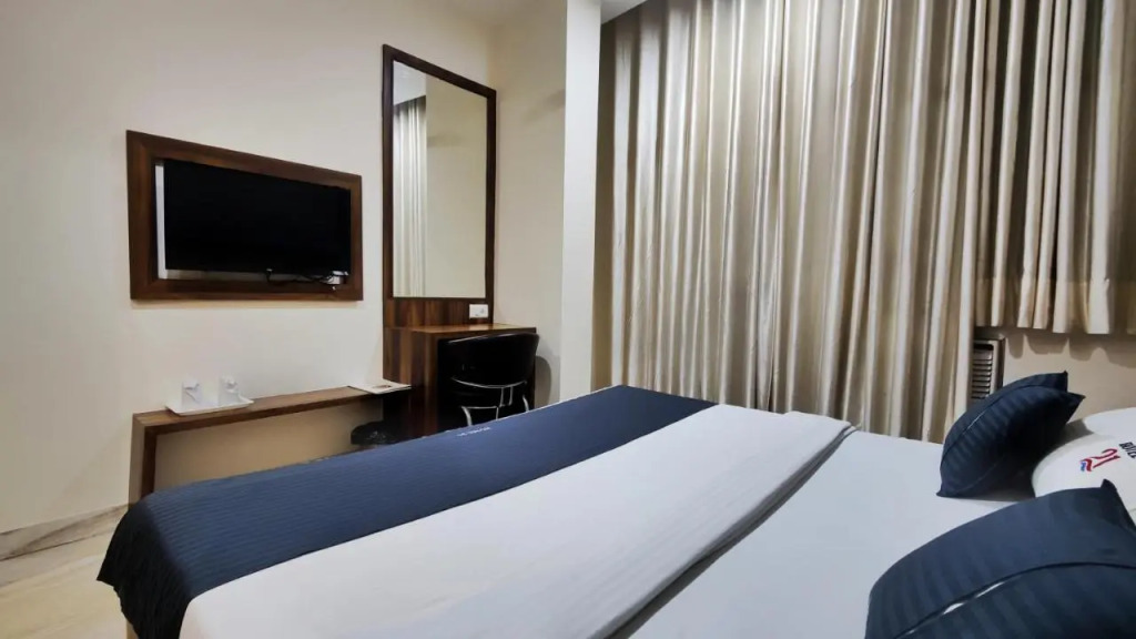 OYO 33389 Hotel 21