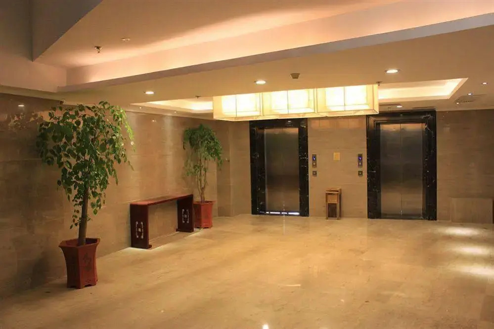 Sofis Tian Tian Holiday International Hotel