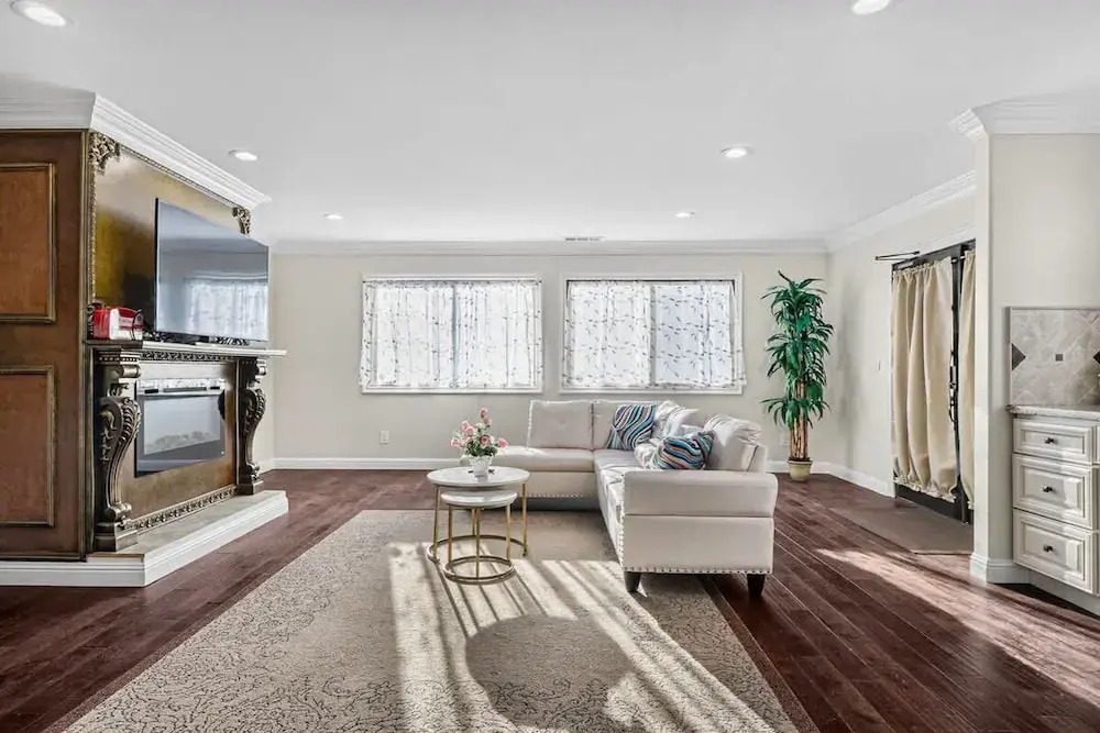 SJ Downtown 5 BR Stunning House