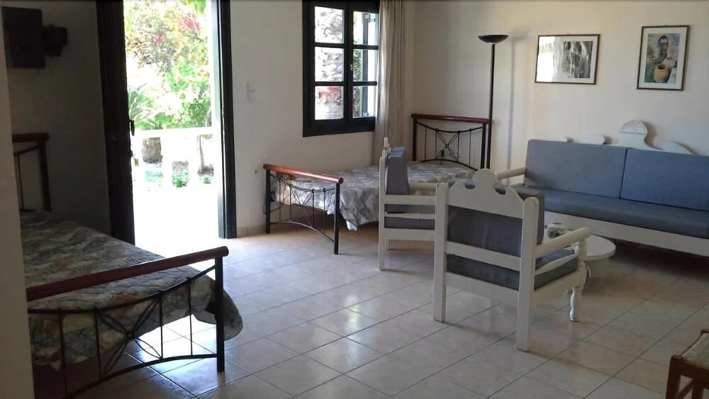 Minoa Apartments