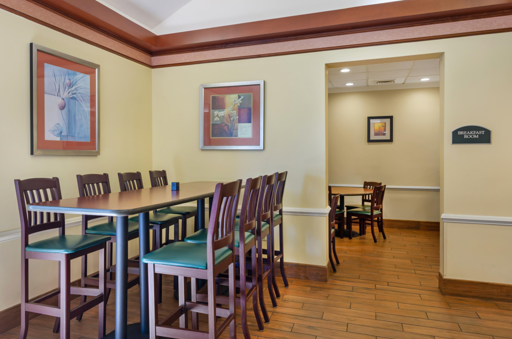 BEST WESTERN PLUS Inn at Valley View