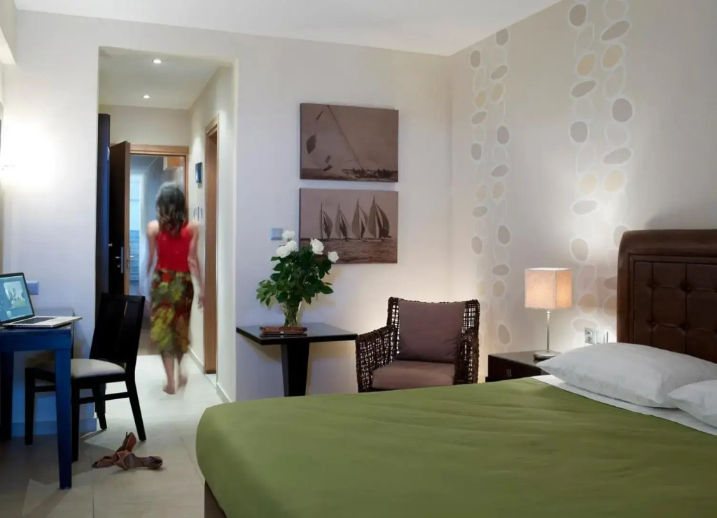 Belle Helene Hotel by GHH