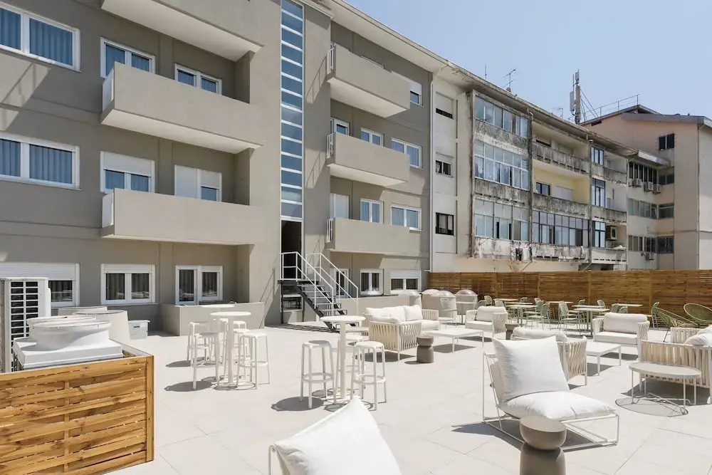 Bom Sucesso Executive Apartments by Feel Porto