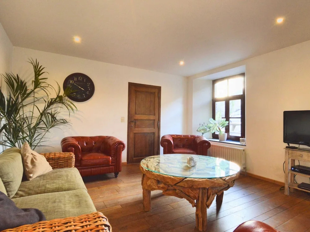 Authentic Farmhouse in Lierneux With Heated Pool