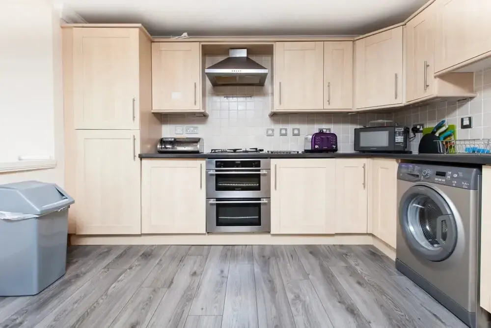 2 Bedroom Flat In Converted Distillery In Edinburgh