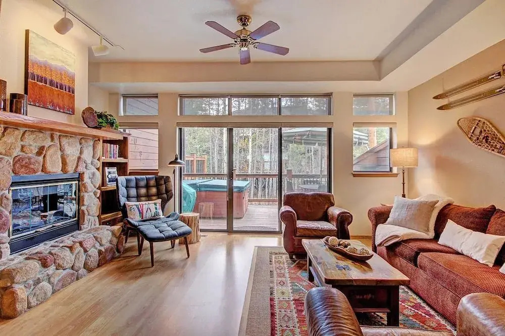 Village Point 303