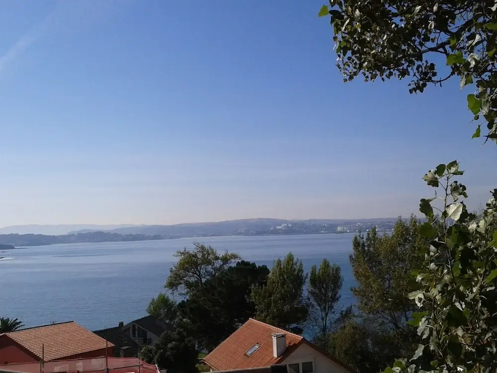 Spacious Holiday Home with Private Pool near Sea & Boulevard in Oleiros