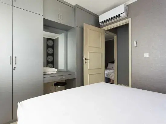 RedDoorz Apartment @ MOI Gading