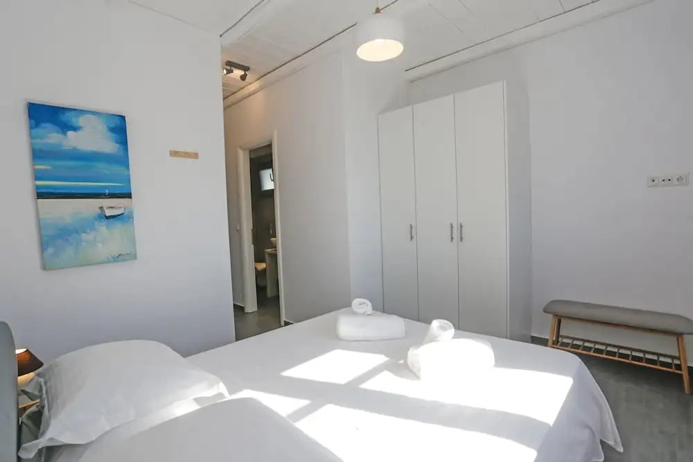 Nikoi Villas