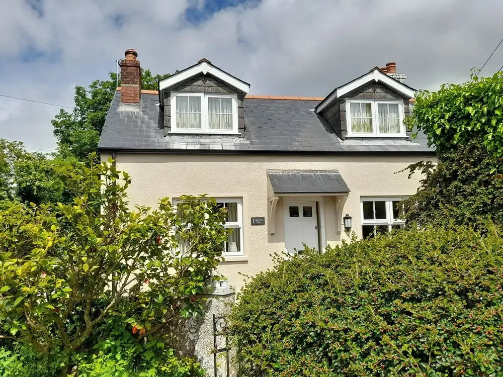 1 Cheriton Row