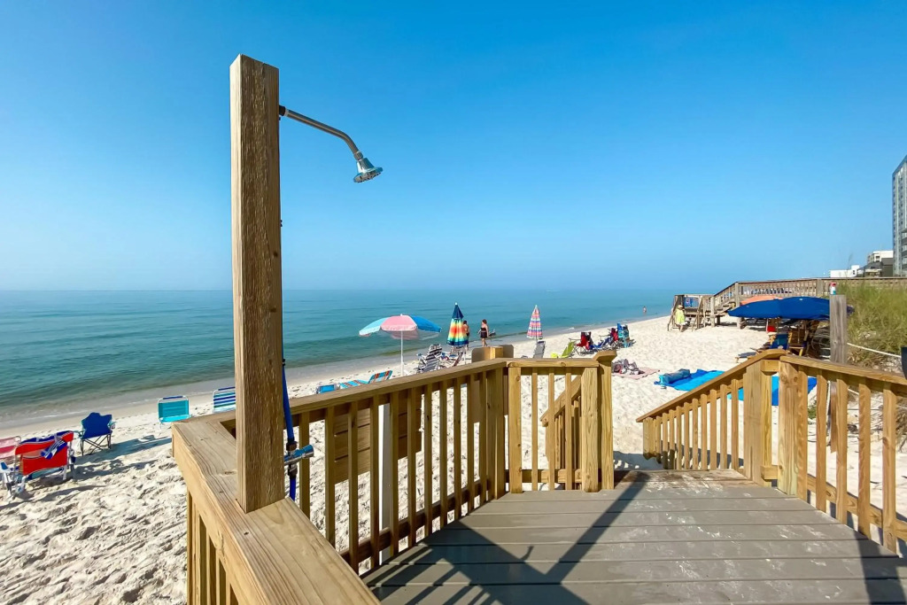 Edgewater West 73 2 Bedrooms 2 Bathrooms Condo