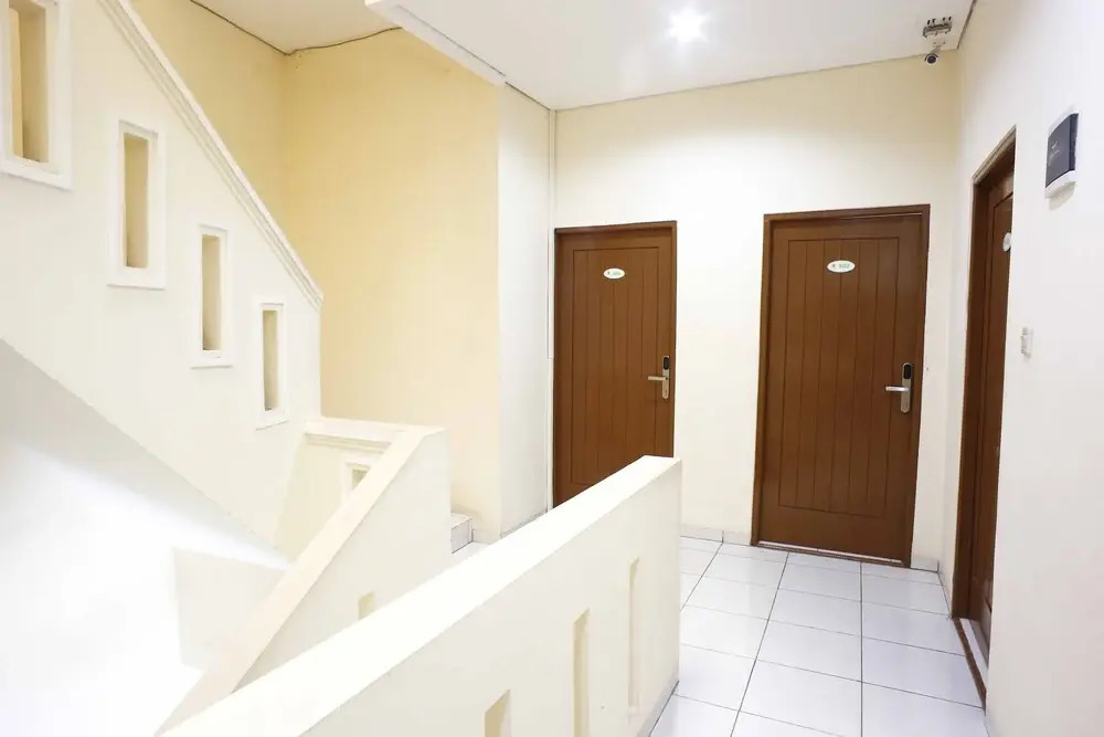 Green Apple Residence near Sarinah Mitra RedDoorz