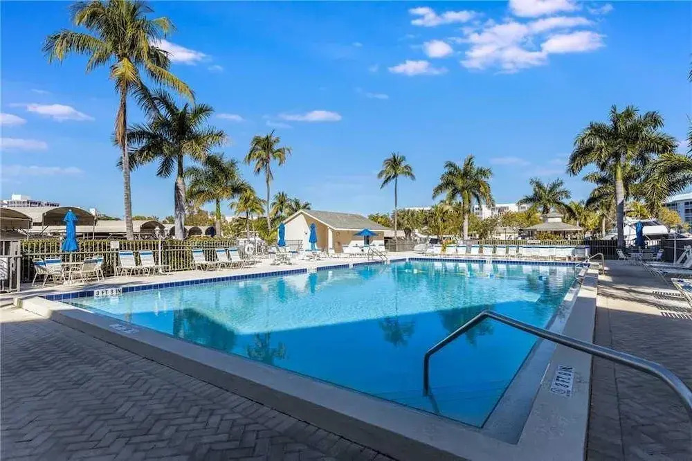 Santa Maria II 301 - Three Bedroom Condo