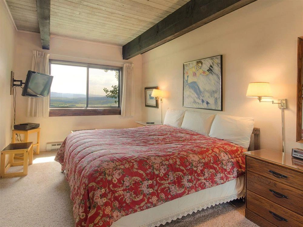 Storm Meadows Townhomes by Retreatia