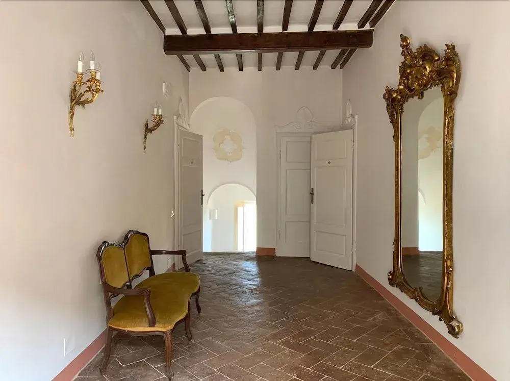 Casa Cerboneschi B&B in a medieval village with Panoramic Tuscan Hills