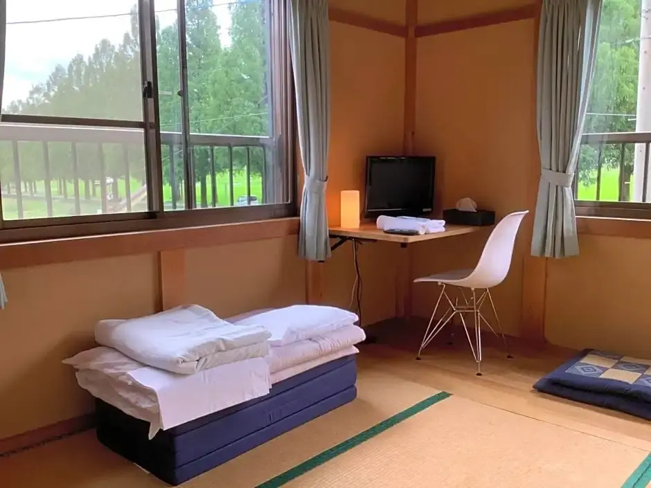 Biwako Makino Hifumikan Guest House
