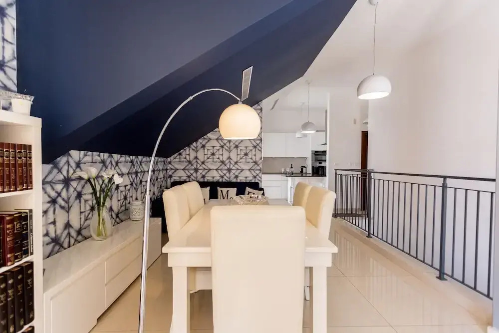 Amazing Apartment near Mahane Yehuda