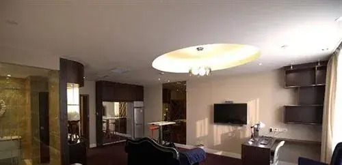 Babylon Hotel