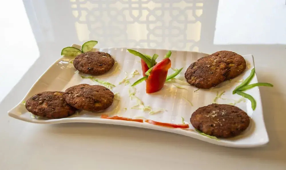 Opulence Inn - 500 Meters From Railway Station