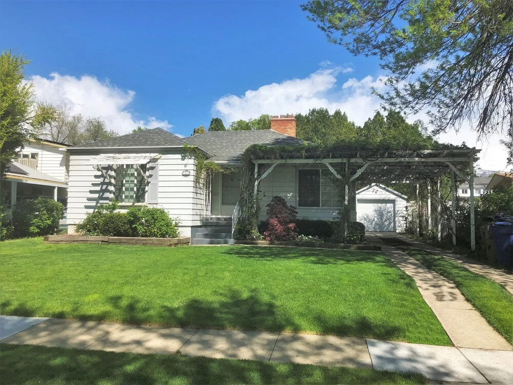 4-Bedroom Salt Lake Home with a Pool & Hot Tub