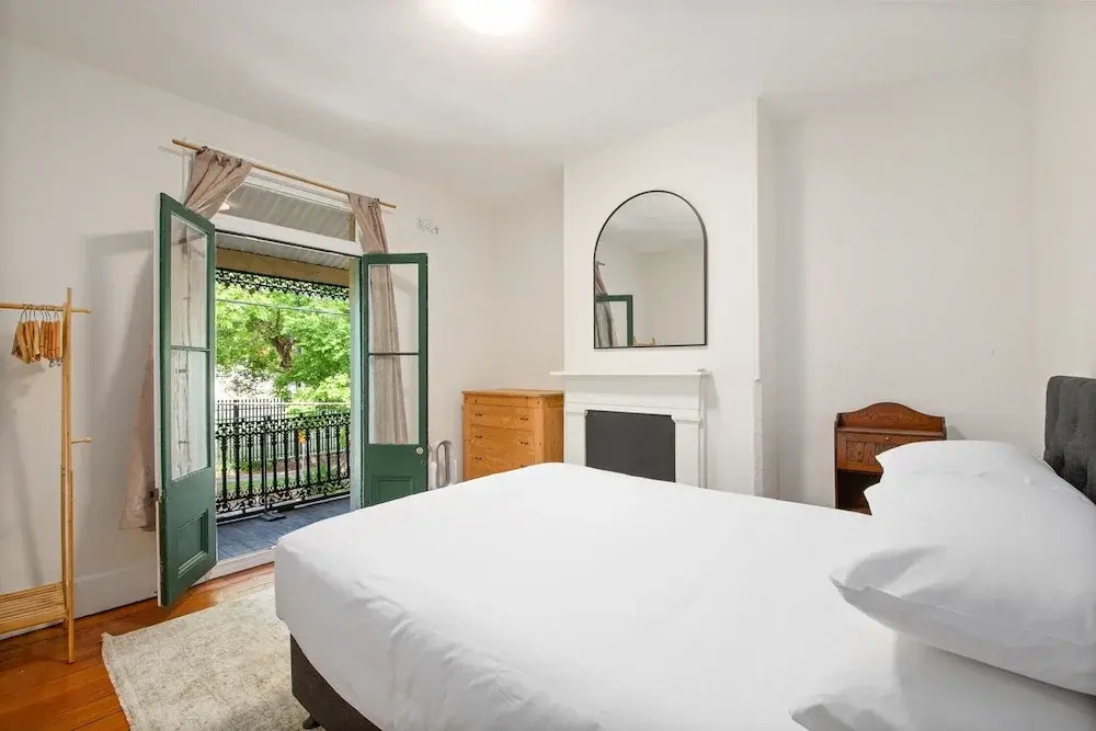 Stylish 2-bed House With Private Courtyard