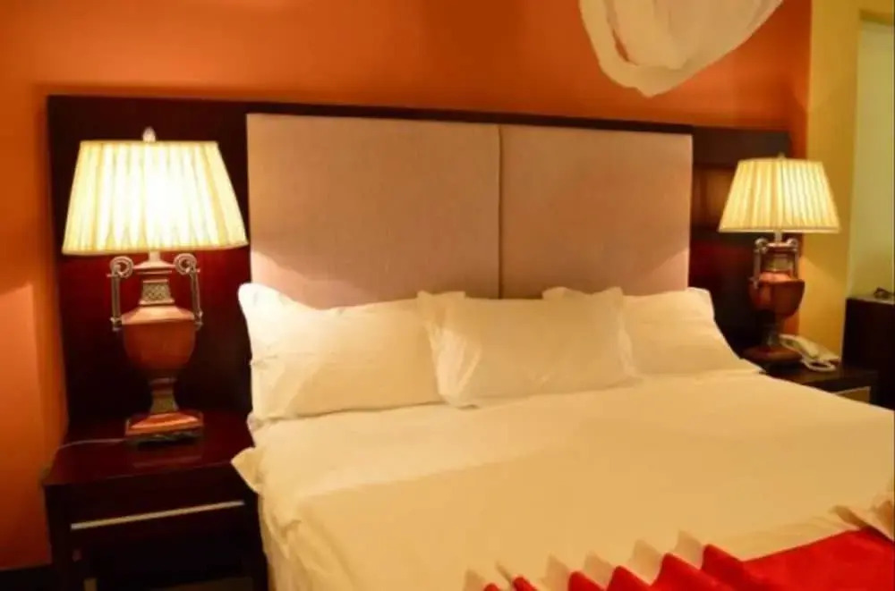 Lewi Resort and Spa