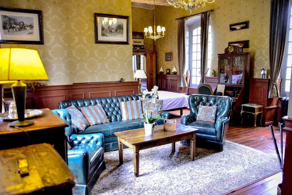 Chateau dOrigny, Chambres dhotes et Restaurant Gastronomique