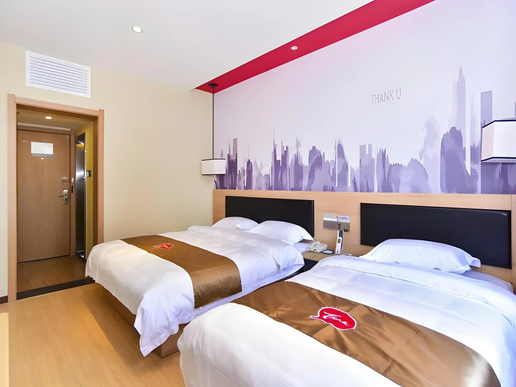Thank Inn Plus Hotel Qingdao Huangdao District Weike Yunhai City