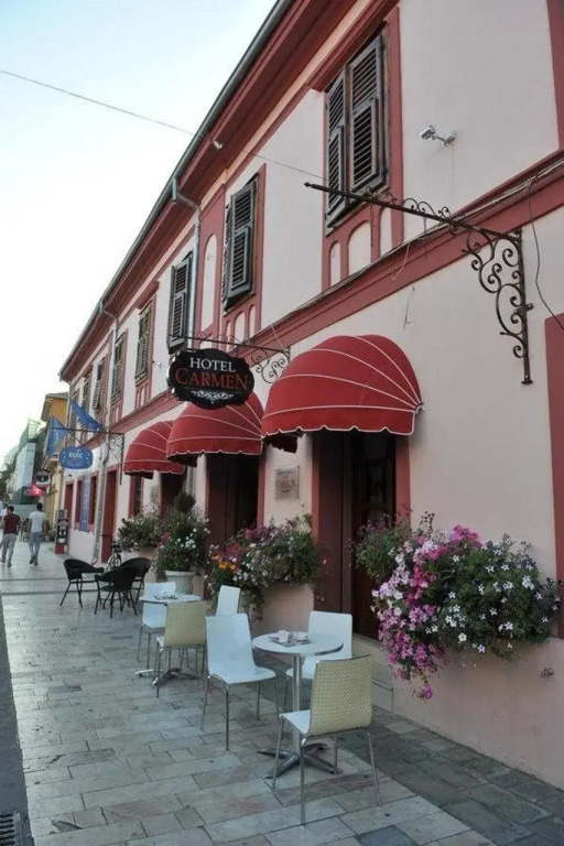 Hotel Carmen