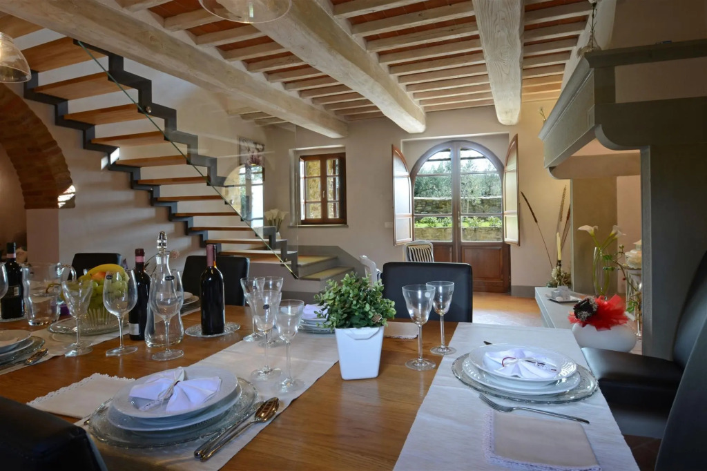 Torre La Ripa 8, Emma Villas