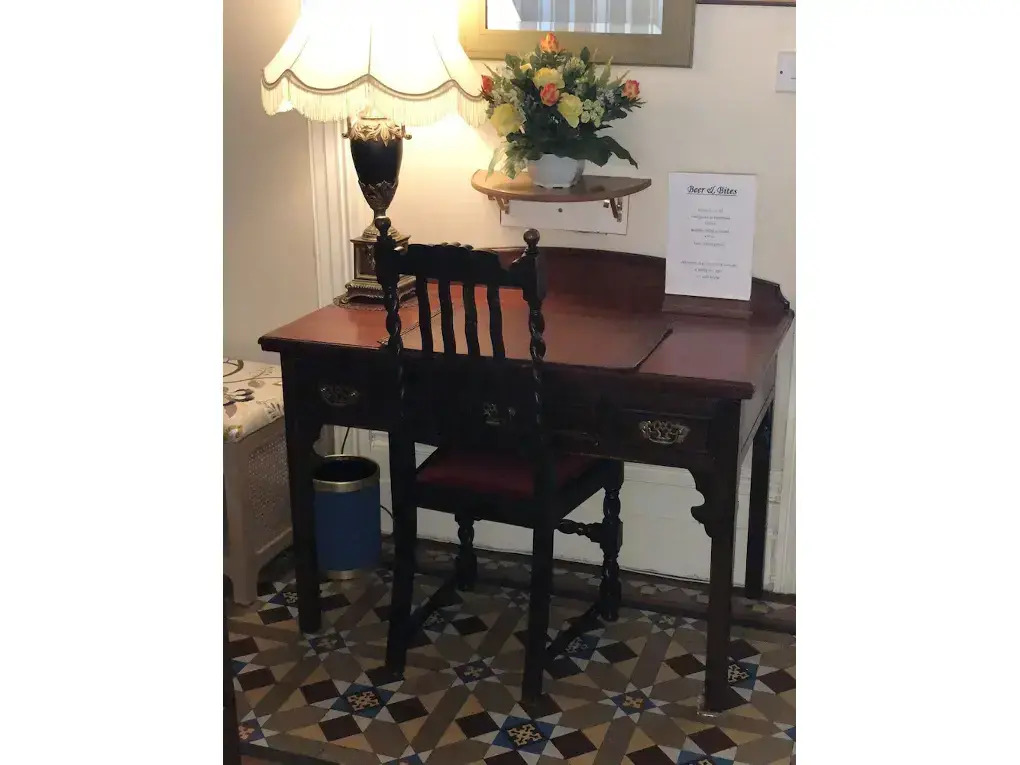 Chad Hill Hotel