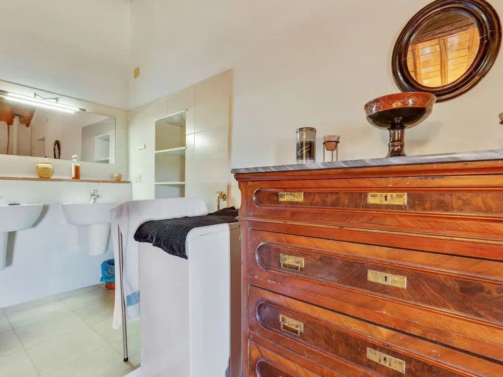 Lovely Holiday Home in Castellina in Chianti With Garden