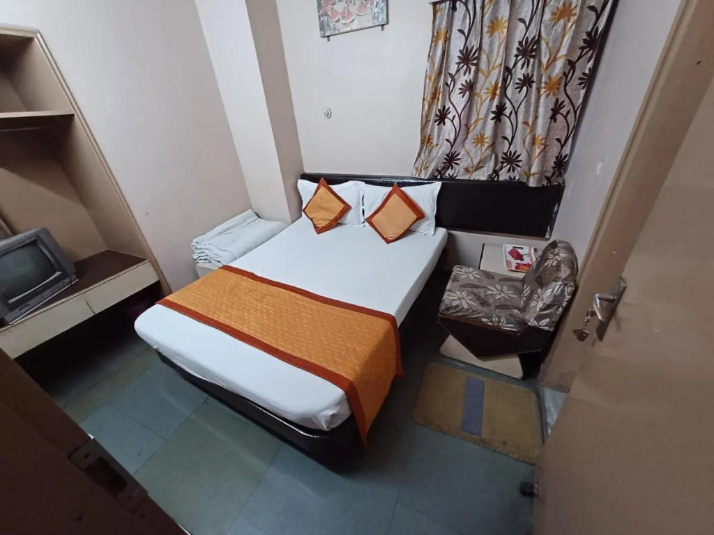 Kailash Hotel