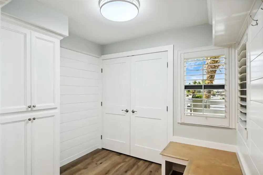 Inlet Reef 105 is a beautifully decorated and absolutely gorgeous 2 BR by RedAwning