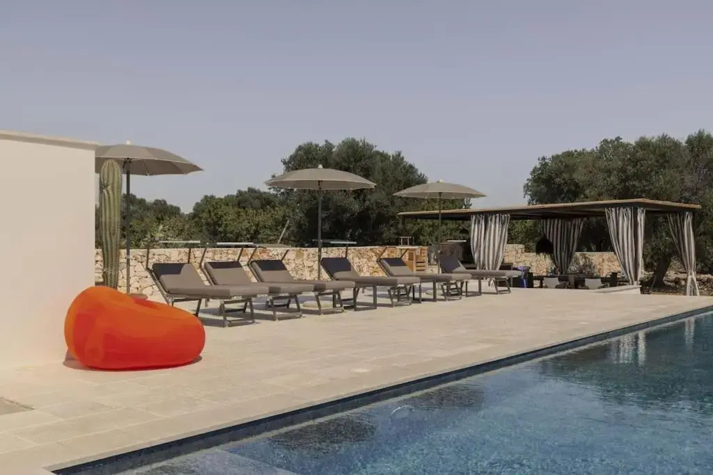 New Villa Aspri with Infinity Pool 1km from the sea