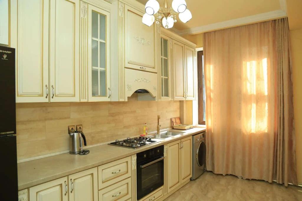 AL SHEIKH 5 BEDROOM LUXURY APARTMENT 1