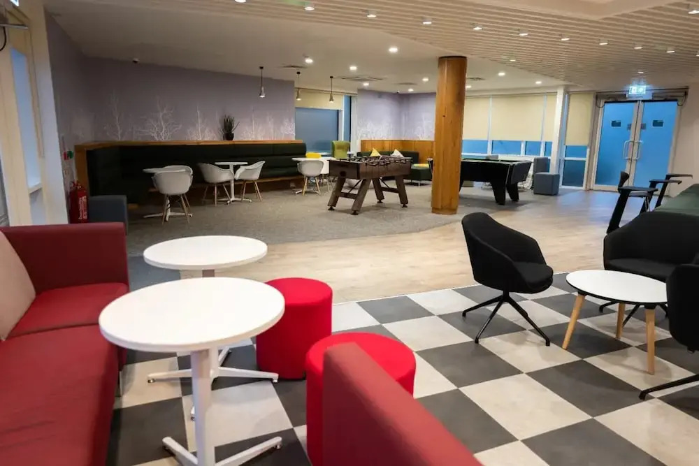 For Student Only Arbury Court in Kingston - 30mins to London Waterloo
