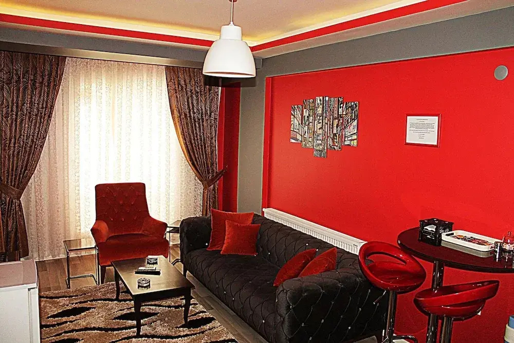 Royal Palace Boutique Hotel