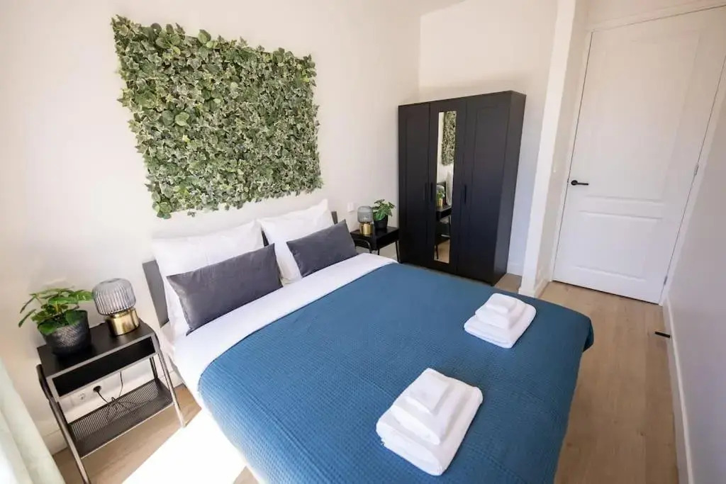 Brilliant 1 Bedroom Serviced Apartment 52m2 -NB304B-