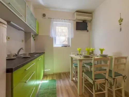 Apartments Ninac
