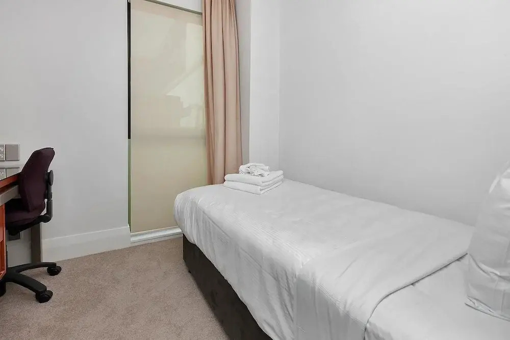 QV Waterfront Apartment - 749