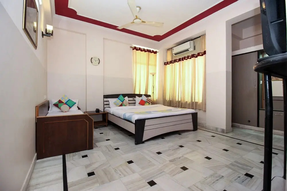 OYO Home 18384 Fabulous Stay