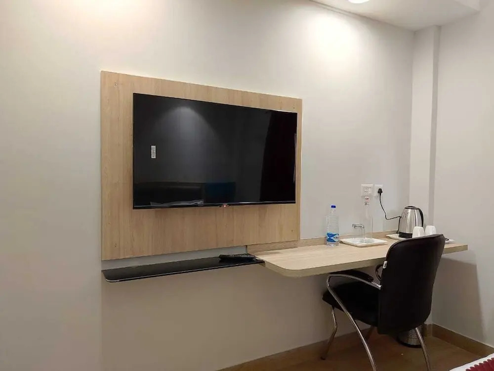 Aeraki Hotel Pvt. Ltd.