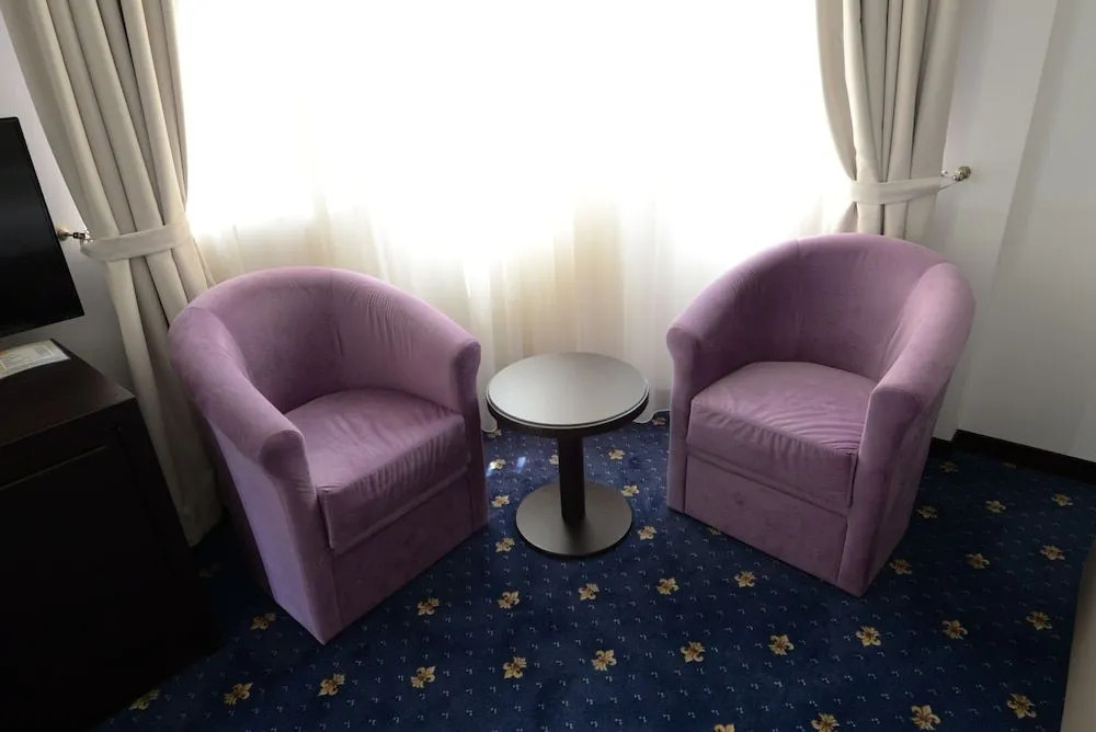Hotel Astral