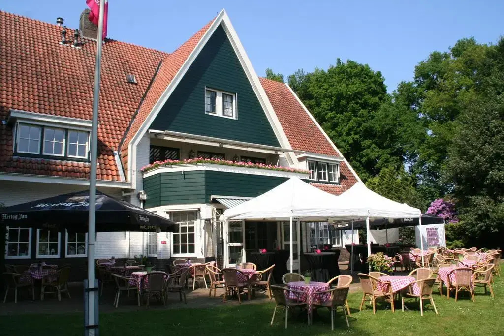 Hotel De Barones